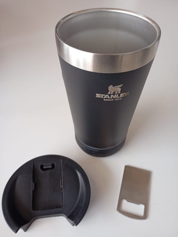 WhatsApp Image 2024-12-09 at 11.16.14 (1) VASO SIMIL STANLEY BEER PINT DE CERVEZA 473ML C/TAPA + ABRIDOR