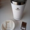 VASO SIMIL STANLEY BEER PINT DE CERVEZA  473ML C/TAPA + ABRIDOR