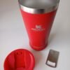VASO SIMIL STANLEY BEER PINT DE CERVEZA  473ML C/TAPA + ABRIDOR